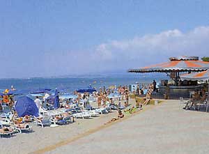 Номер отеля на черноморском побережье,Геленджик,
                  отдых на море,пляжи,курорт,бронирование путёвок,лечение,санатории,дома отдыха,гостиницы,пансионаты