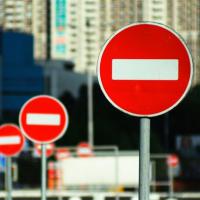 В День знаний временно перекрывается движение