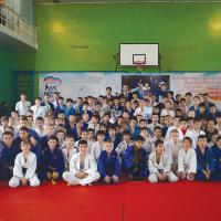 Открытый турнир по дзюдо собрал юных спортсменов Северного Кавказа
